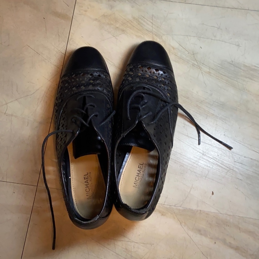 Black Michael Kors flats